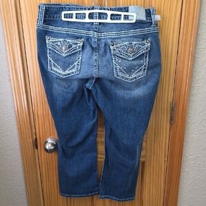 Maurice's Premium Capris- Size 18